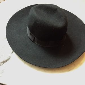 Black Wool Hat